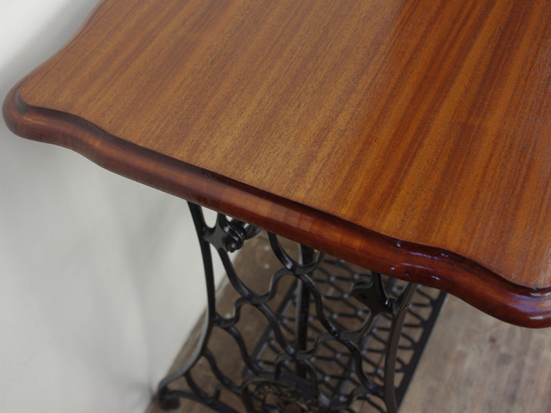 No.920 SINGER 足踏みミシンの鉄脚テーブル：アンティークミシン修理士