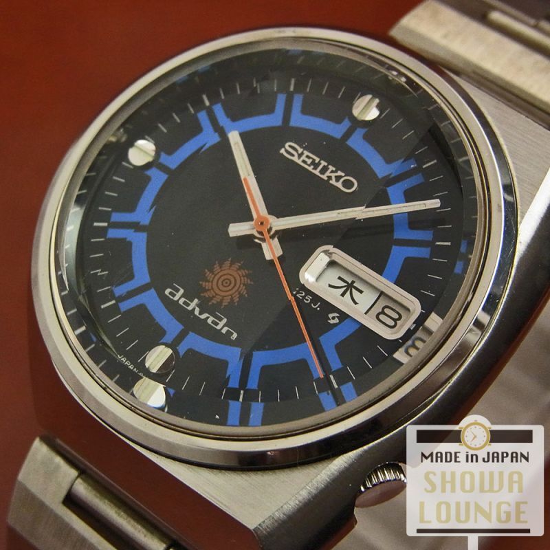 セイコー アドバン 左右非対称ケース メタリックブルーダイヤル 3面