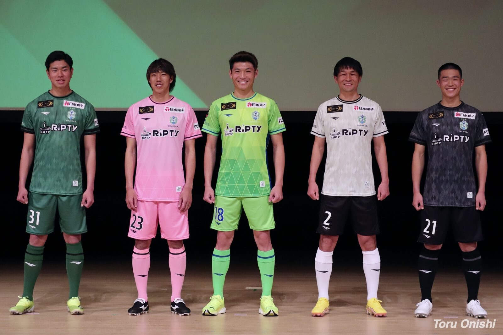 湘南ベルマーレ 新ユニフォーム 2023 30周年記念ロゴ入り – SHONANBOOK