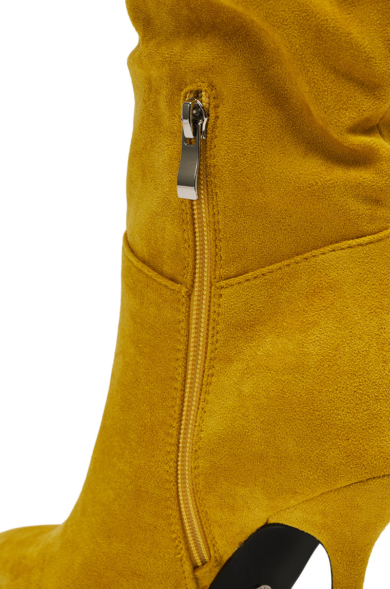AZALEA WANG STEPHAN YELLOW FAUX SUEDE CHUNKY BOOT – AKIRA
