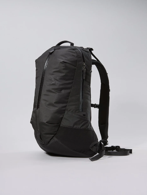 ARC'TERYX】Arro 22 Backpack再入荷👏 | 石井スポーツ/アークテリクス