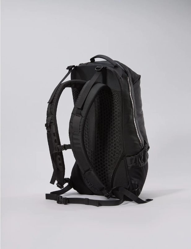 ARC'TERYX】Arro 22 Backpack再入荷👏 | 石井スポーツ/アークテリクス