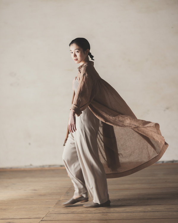 ヨーガンレール〉ざくろ薄手のロングシャツ | ヨーガンレール＋