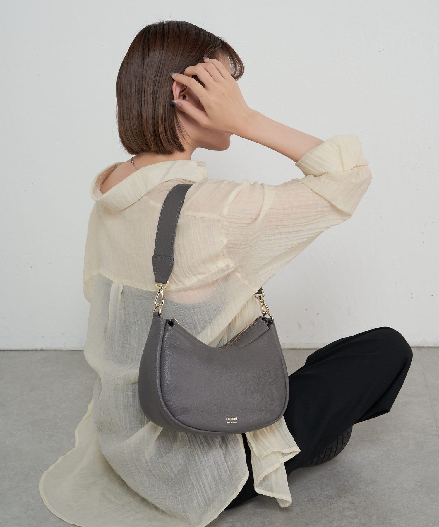 人気】ハーフムーンレザーバッグ | russet | 松坂屋名古屋店公式 SHOP BLOG