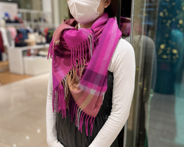 自分へのご褒美に】ホリデーギフト特集 | 婦人洋品売場 | 大丸梅田店