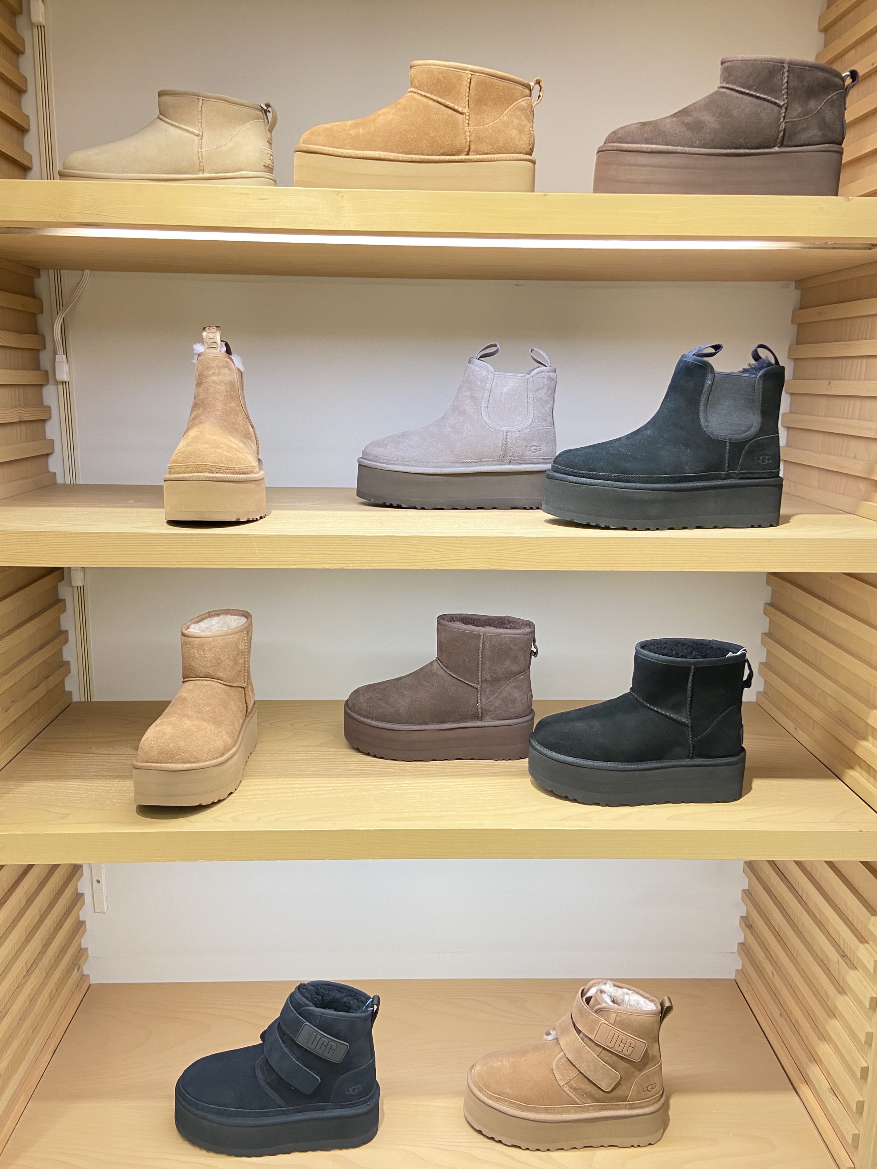 大人気✩︎ UGGのムートンブーツ👢 | 婦人くつ売場 | 大丸梅田店公式