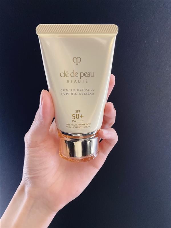 大人気日焼け止め✨ クレームUV n | クレ・ド・ポー ボーテ | 大丸