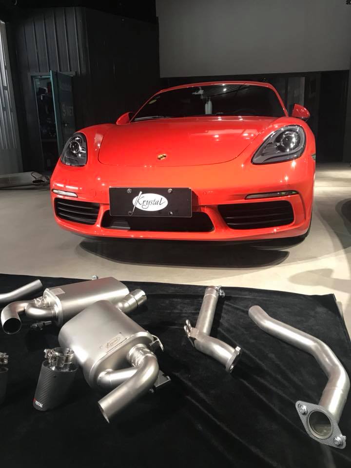 ◇クリスタルエキゾースト メルセデス・ベンツW218 CLS350 2011年