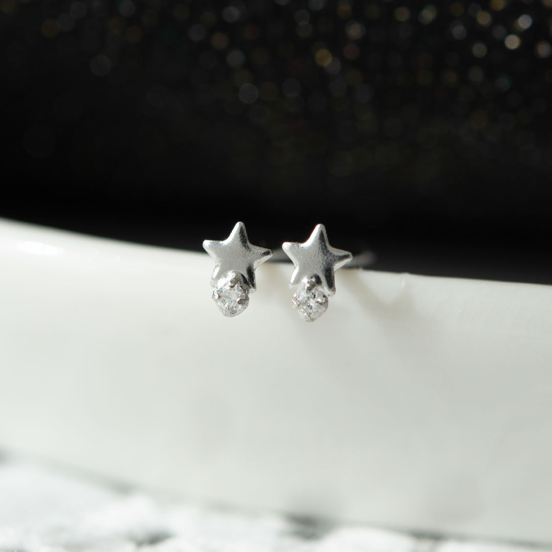 数量限定・特別価格ご提供品】ピアス K10ホワイトゴールド