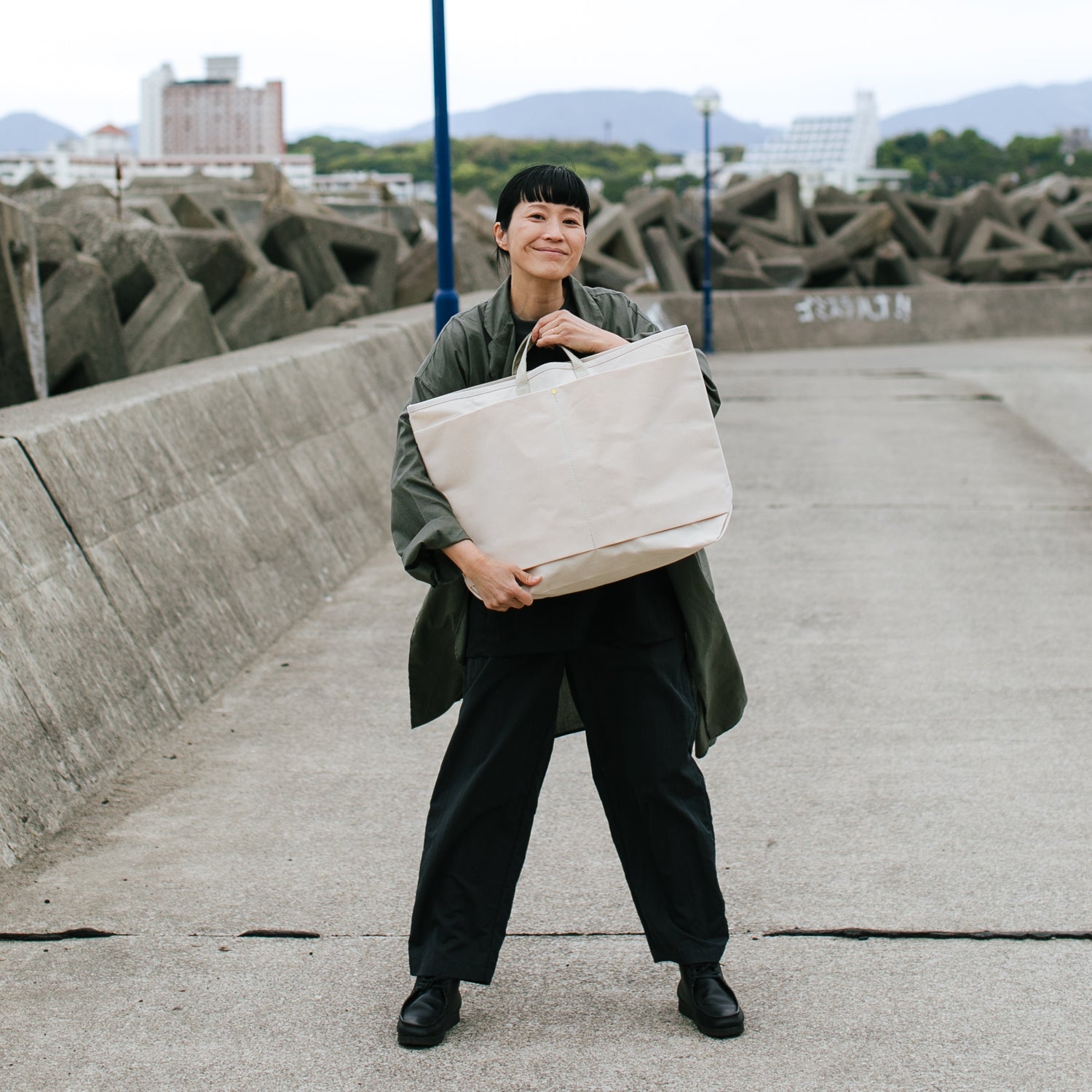 Base Tote by This is(a)n/STOCK NO:/MUYA