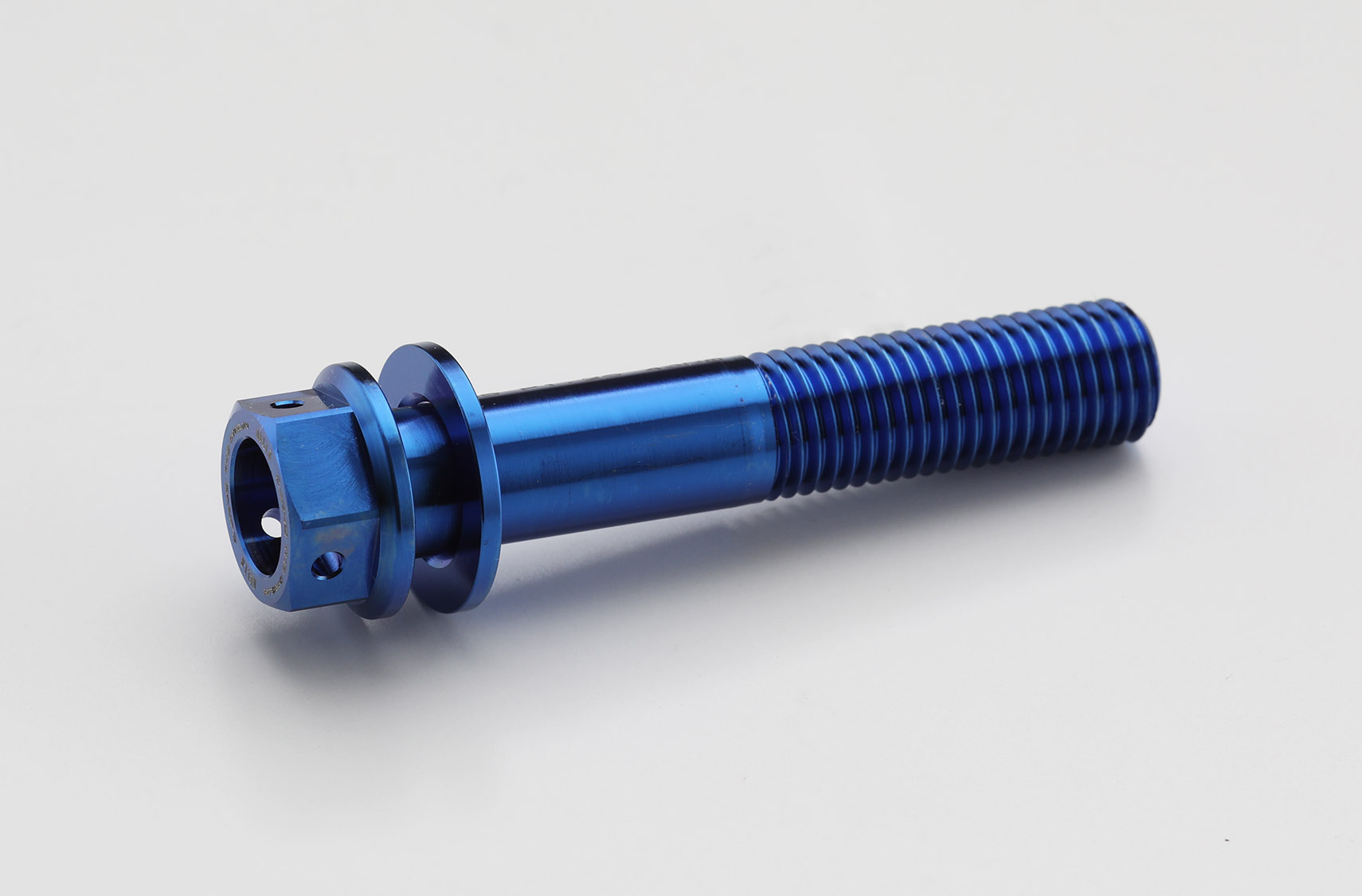 チタンワッシャー(Bremboラジアルマウントブレーキキャリパー) ブルー