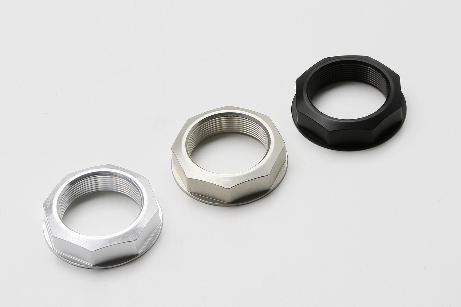 アルミ削り出しステムナット(S1000RR/Kawasaki ZX-25R/4RR) | AELLA