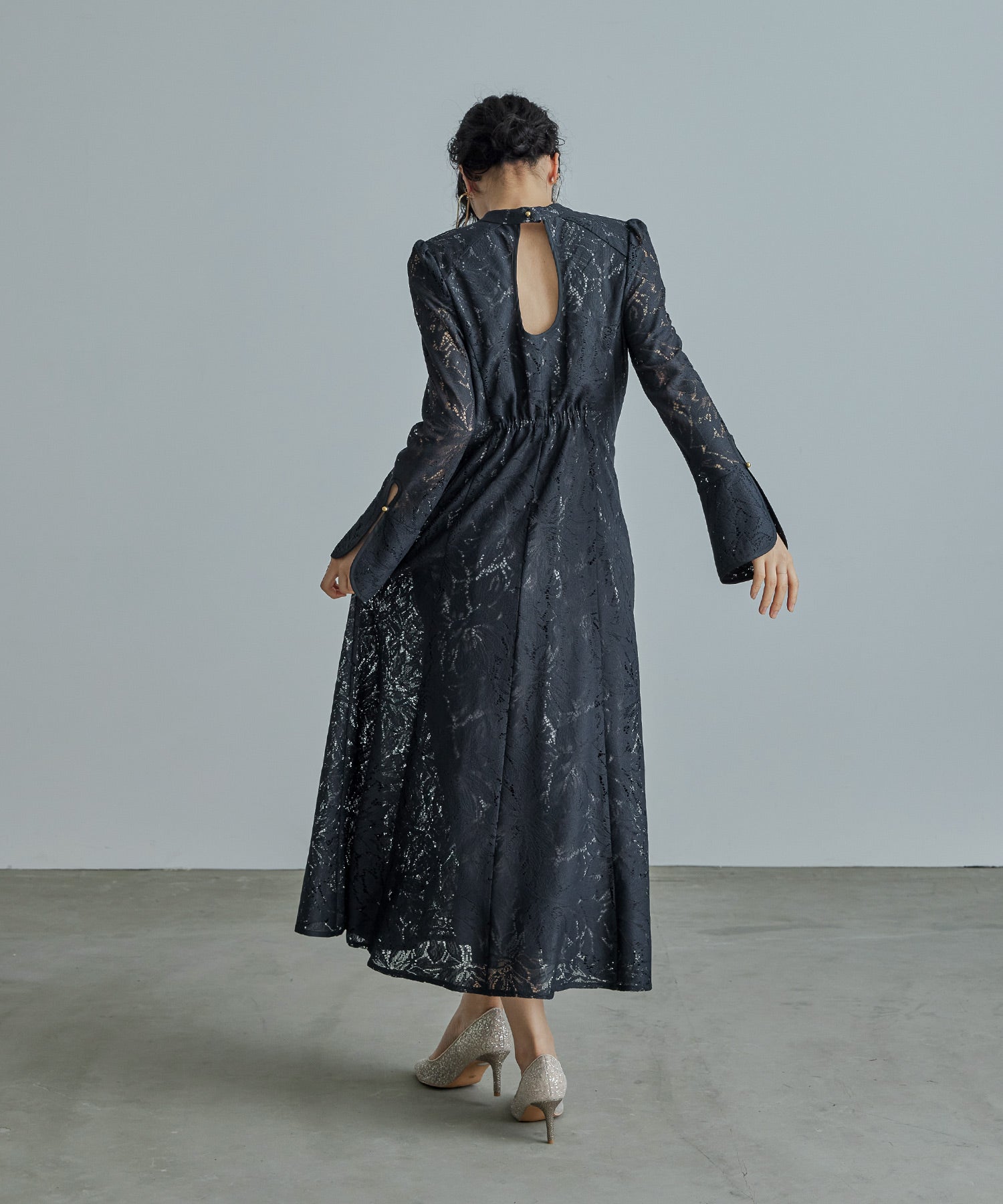 バックオープンティアドロップドレス パーティードレス 結婚式 同窓会