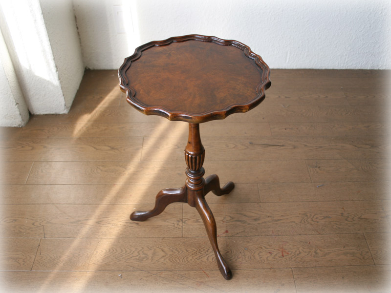 ワインテーブル｜アンティーク家具・照明の専門店｜デニム