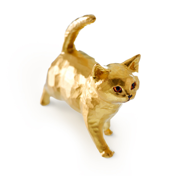 純金オブジェ 「ねこ」 | 高品質 金・プラチナ