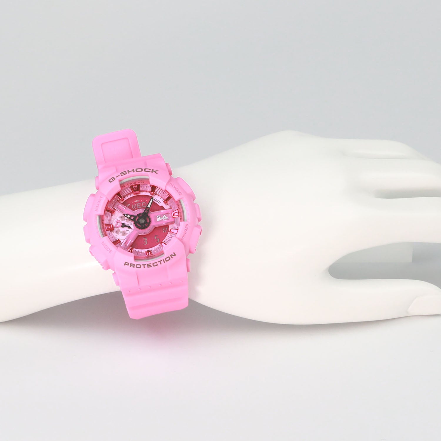 Gショック】Barbie™コラボレーションモデル / GMA-S110BE-4AJR – GQ SHOP