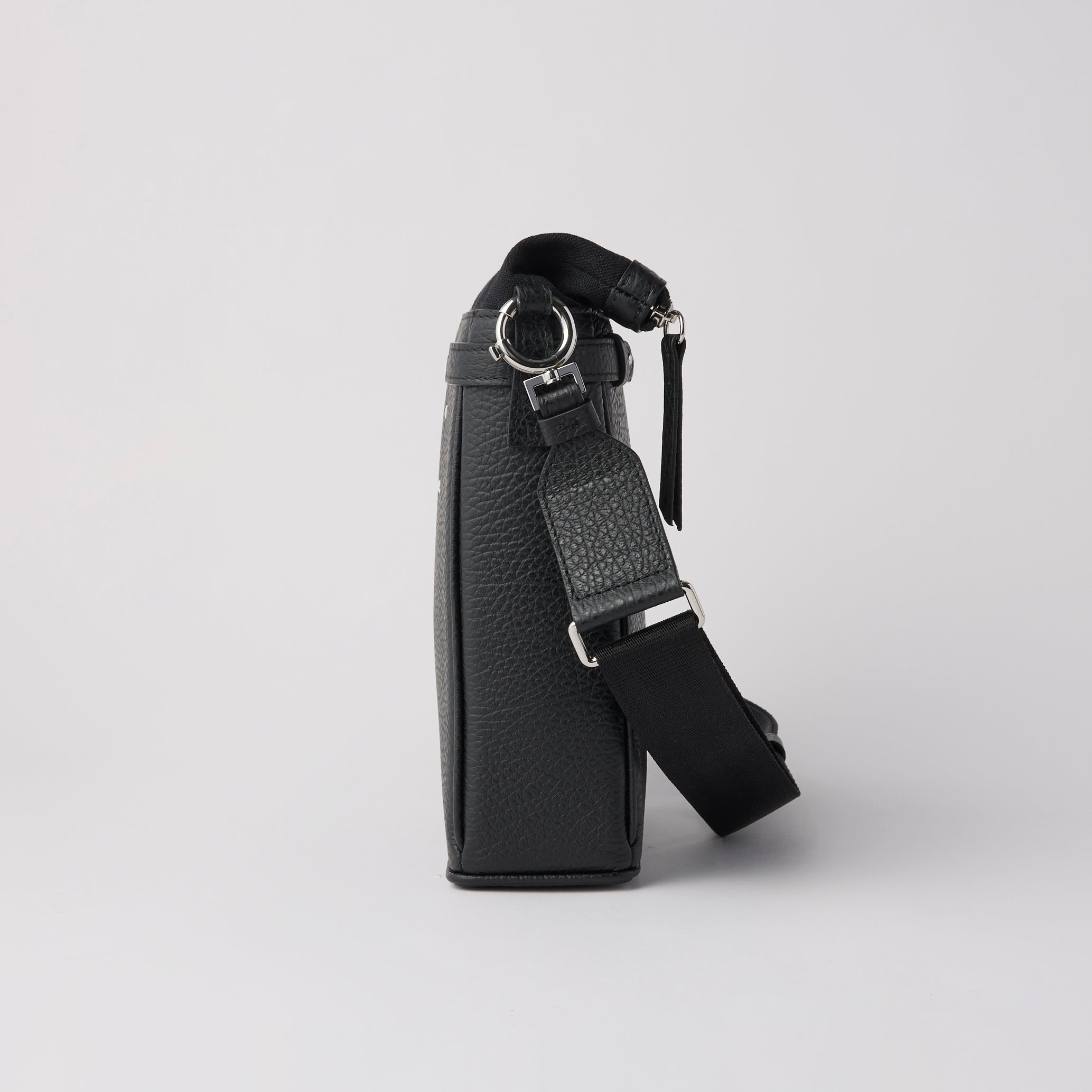 メゾンマルジェラ】5AC カメラバッグ – GQ SHOP