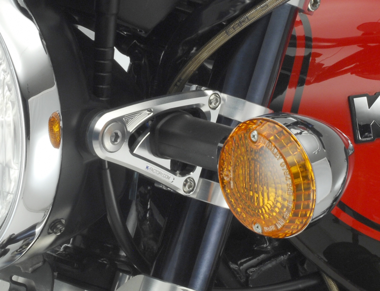 Kawasaki Z650 KZ650 左ヘッドライトステー 純正部品 未使用 ZG Z650