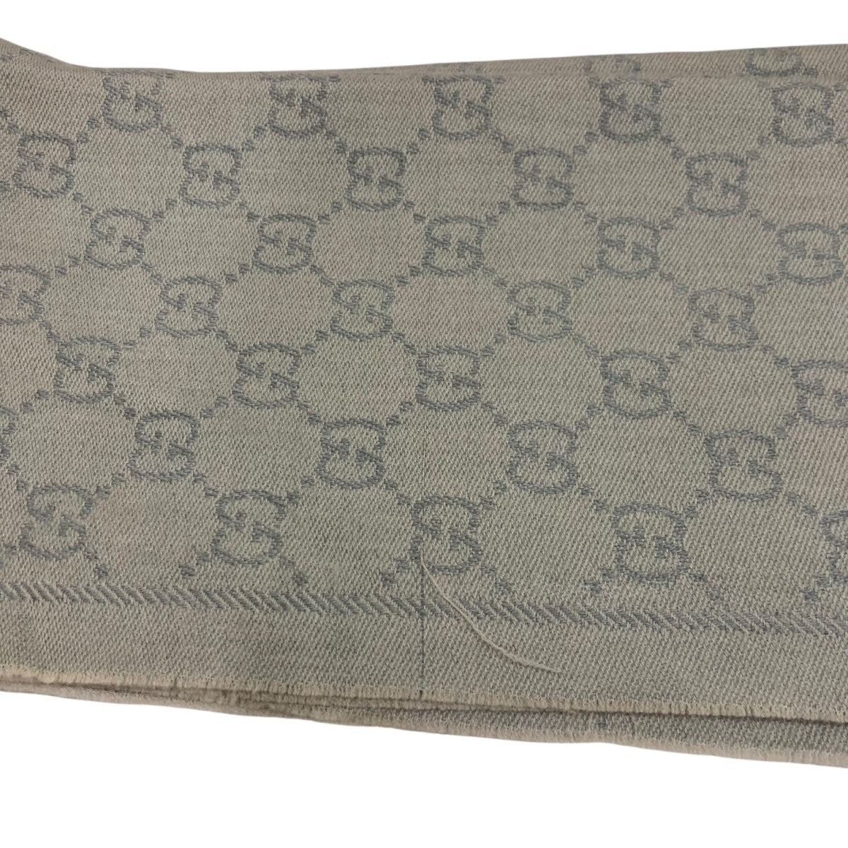 GUCCI(グッチ) GG ストール グレー｜【公式】カインドオルオンライン