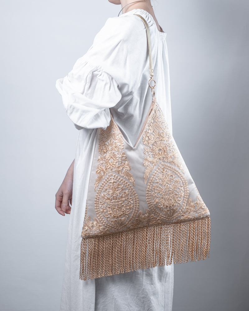 受注商品】Triangle Tote - トライアングルトート - Beige – little