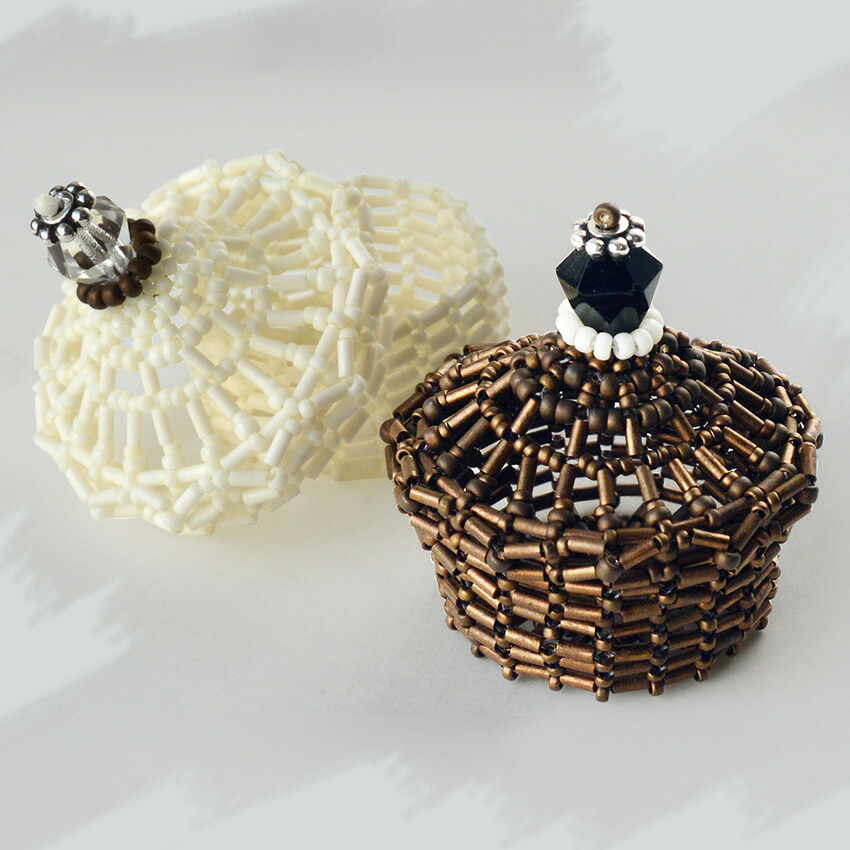 楽天市場】スレンダービューグルビーズで作る丸いかご | 丸い 交差編み