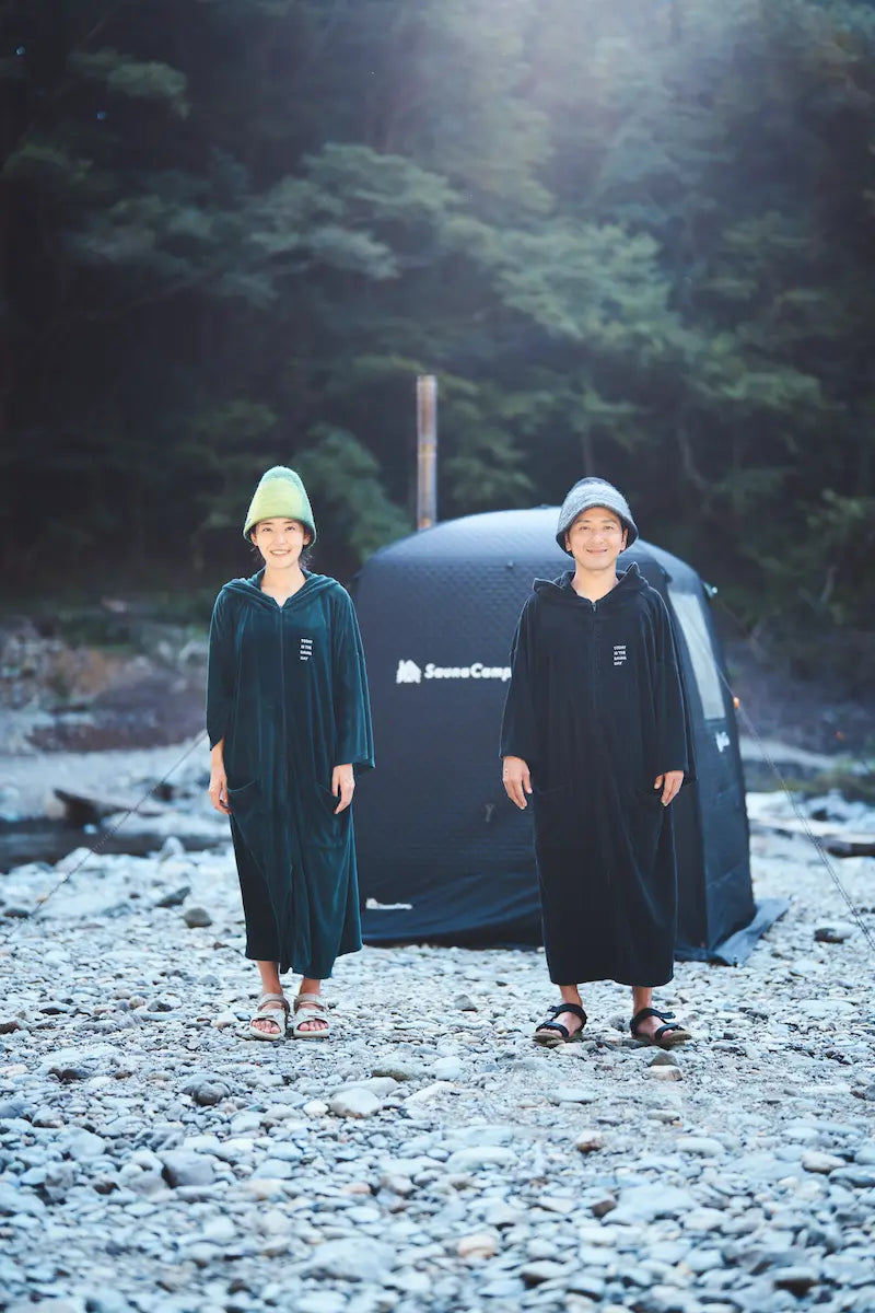 TITSD サウナポンチョ（Black） | 3層式テントサウナMORZH（モルジュ