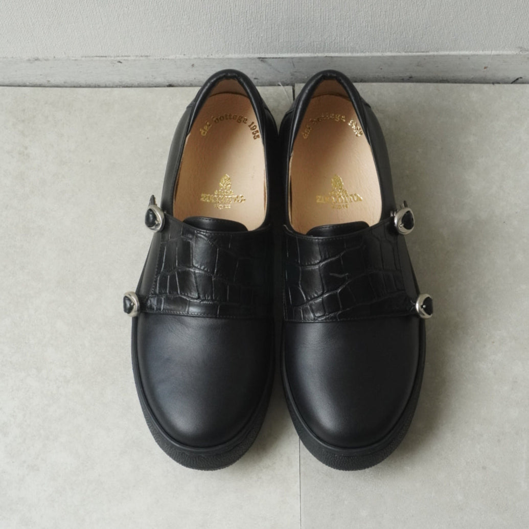 z-5522b ダブルモンクストラップスニーカー／ブラックソール – ZUCCOTTO