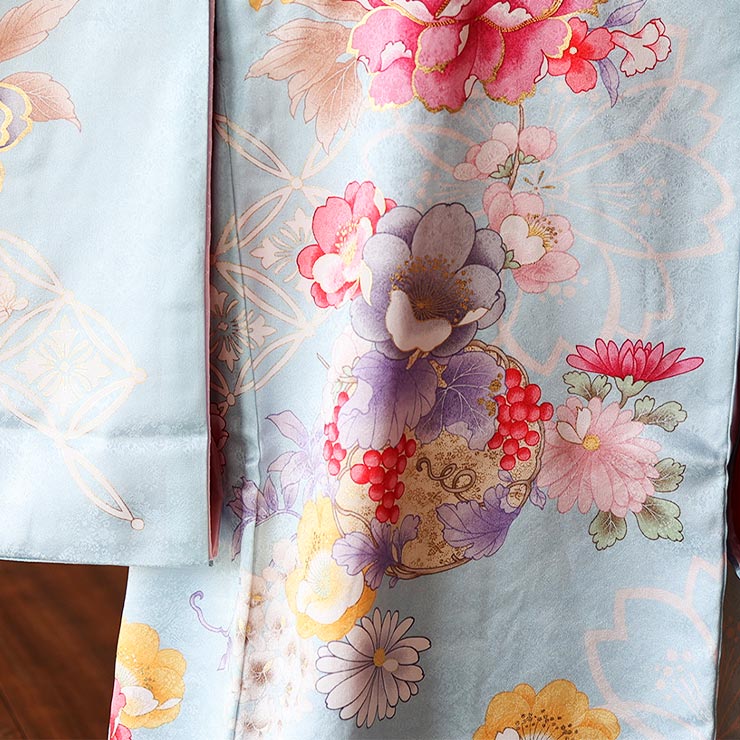 正絹] お宮参り 女の子 初着 産着 牡丹に花寄せ七宝 水色 ブルー 花柄