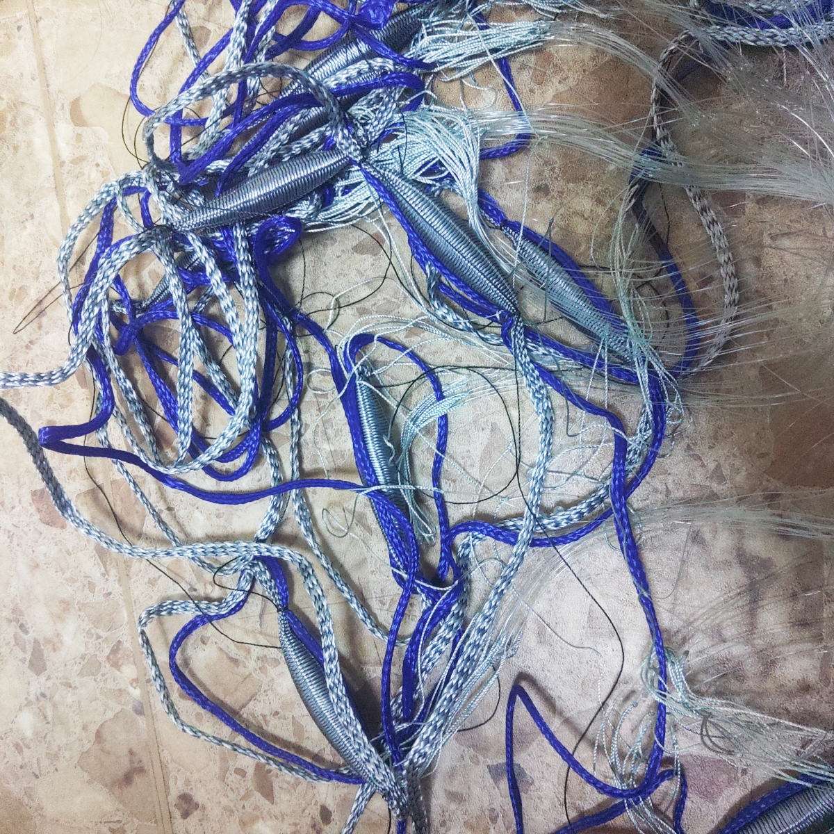 漁網 刺し網 完成品 刺網 1反 約4寸 長さ50m（仕立て前160m） 高さ