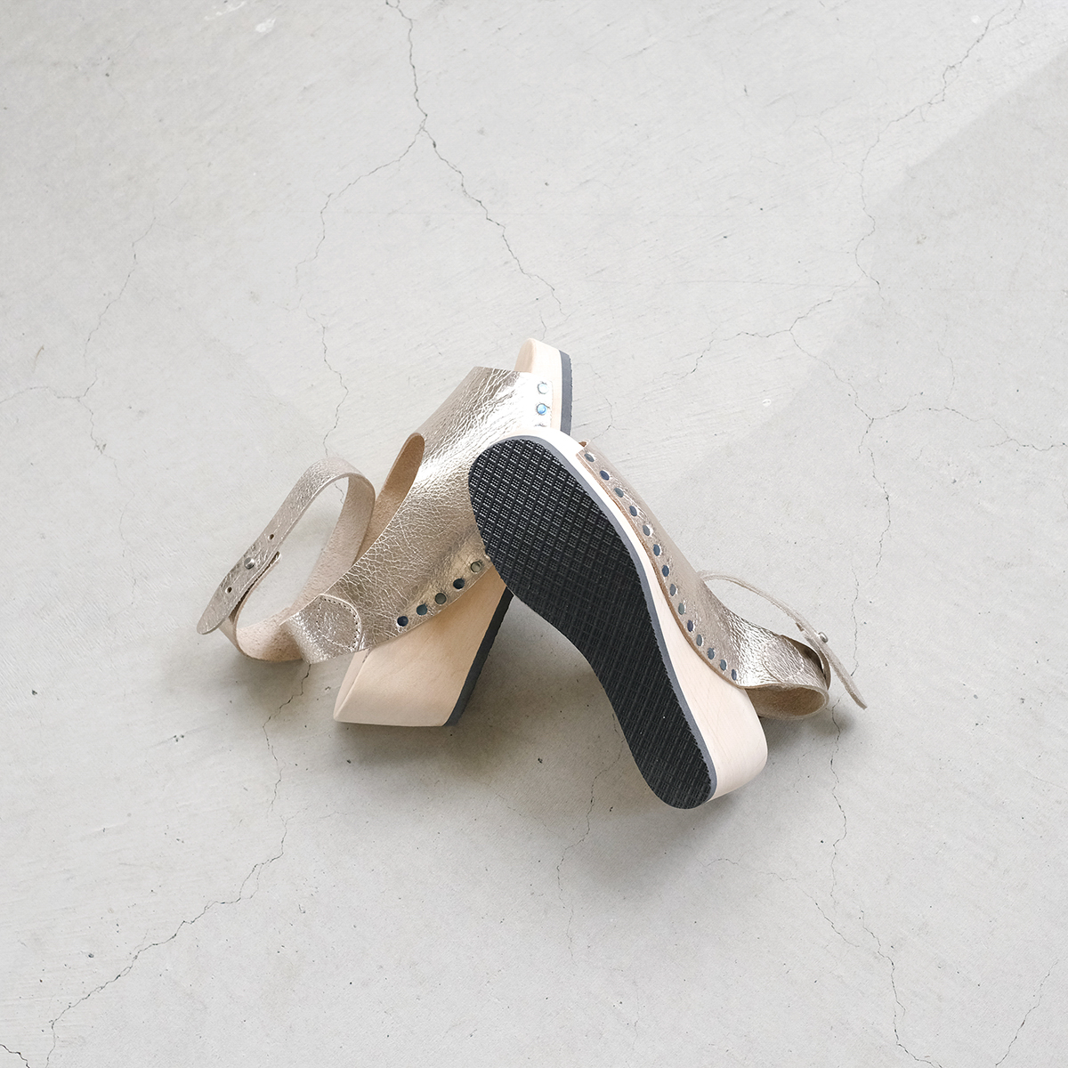 trippen（トリッペン） 2024ss メタリック 新作 レザー アンクル