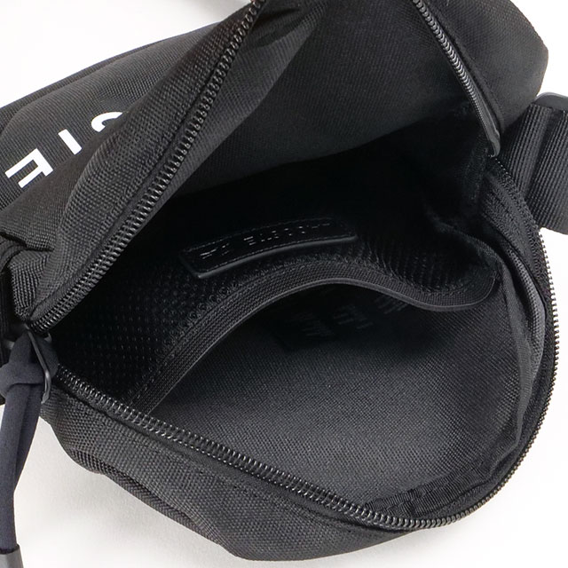 LACOSTE（ラコステ） ショルダーバッグ バーティカルカメラバッグ