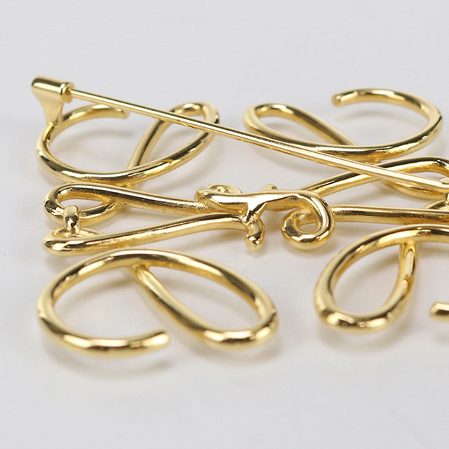 LOEWE（ロエベ） 中古 ブローチ レディース ブランド アナグラム