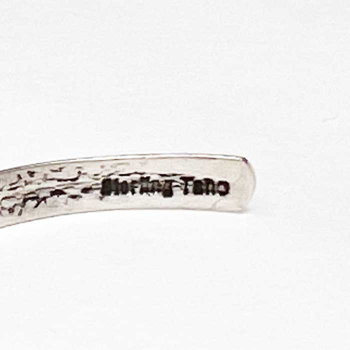 インディアンジュエリー ナバホ族 スタンプ シルバー バングルINDIAN