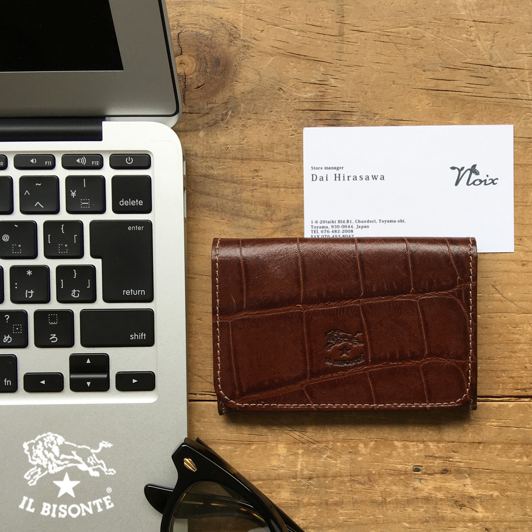IL BISONTE（イルビゾンテ） カードケース クロコエンボスドレザー二