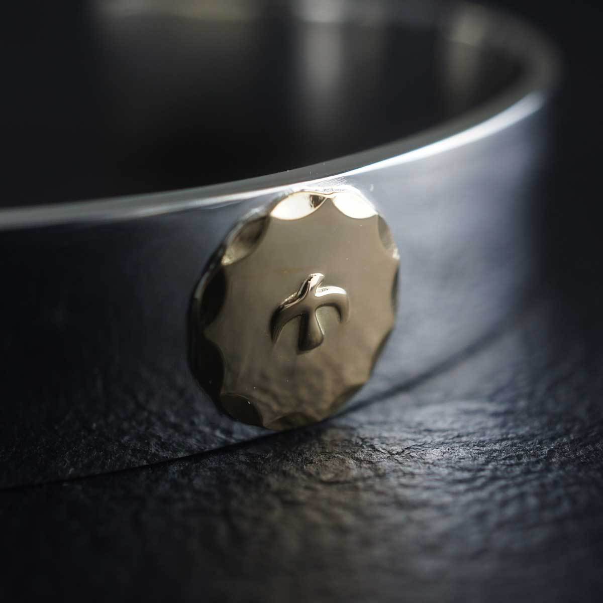 メンズ バングル ブレスレット 18金メタル付平打ちブレス イーグル