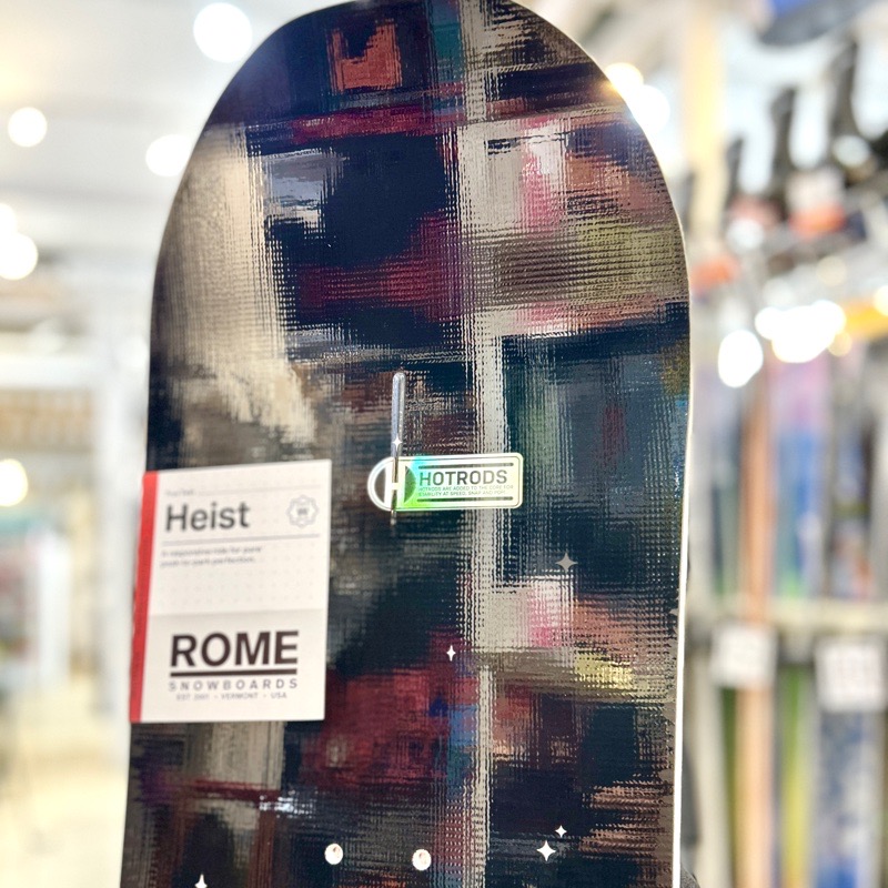 ラスト1点】レディース スノーボード 板 型落ち ROME SDS HEIST 139cm