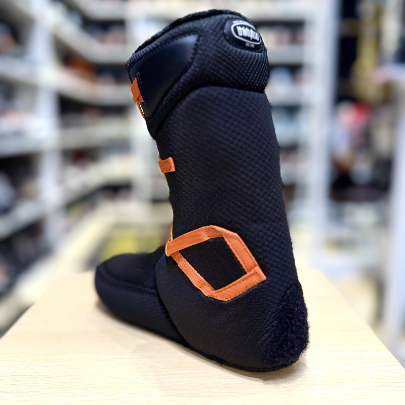 ラスト1点】 24-25 THIRTYTWO SHIFTY BOA W'S カラー:BLACK 23cm