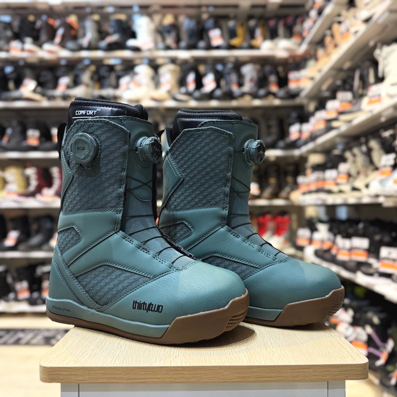 ラスト1点】 【OUTLET】24-25 THIRTYTWO STW DOUBLE BOA カラー:GREEN