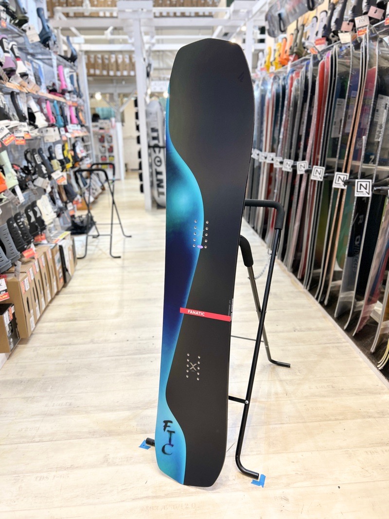 FANATIC∣UN-LTD147∣カービング∣パウダー フリーラン FANATIC∣UN