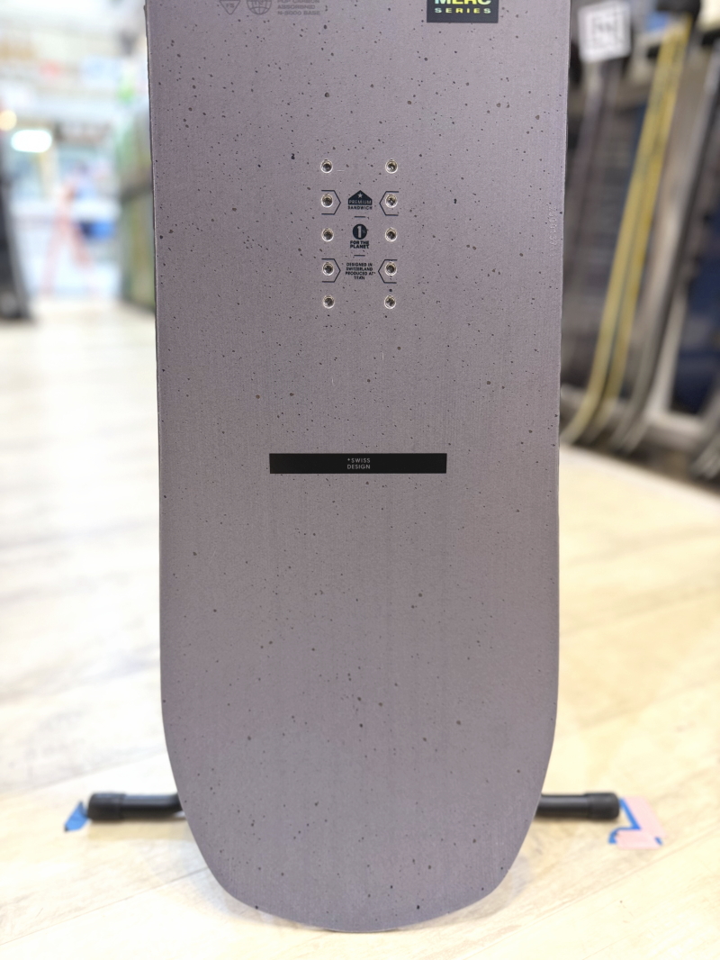 ラスト1点】 スノーボード 板 型落ち メンズ 25 NIDECKER MERC 152cm