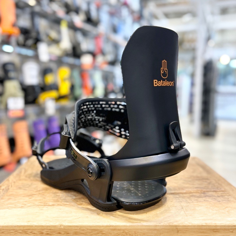 BATALEON（バタレオン） 24-25 BATALEON Fly カラー:ASYM MLサイズバタ