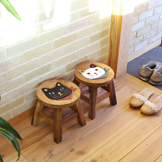 ウッドスツール ネコ顔 ラウンドスツール スカーフネコ 木製 黒猫