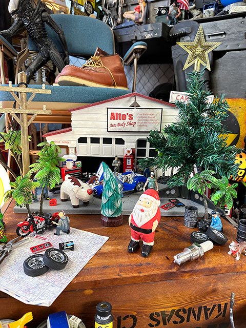 サンタクロース 木彫り人形 ワーキングサンタ （小さいサイズ