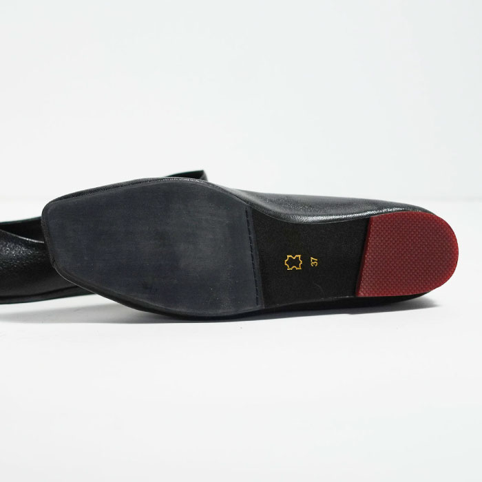 yuko imanishi +（ユウコイマニシプラス） ユウコイマニシ パンプス 本