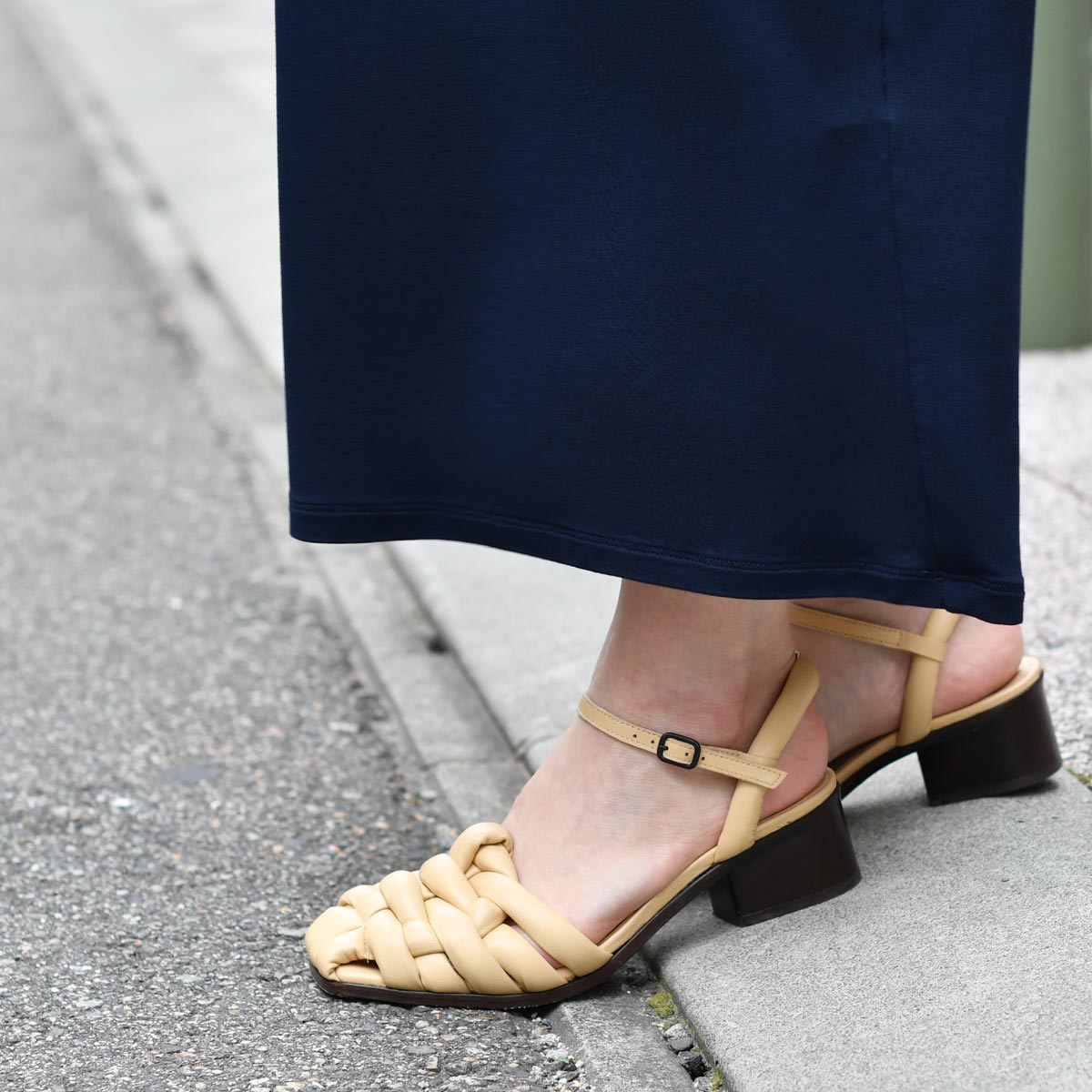 HEREU【へリュー】ヒールサンダル Caberesa Heeled OAT ベージュ