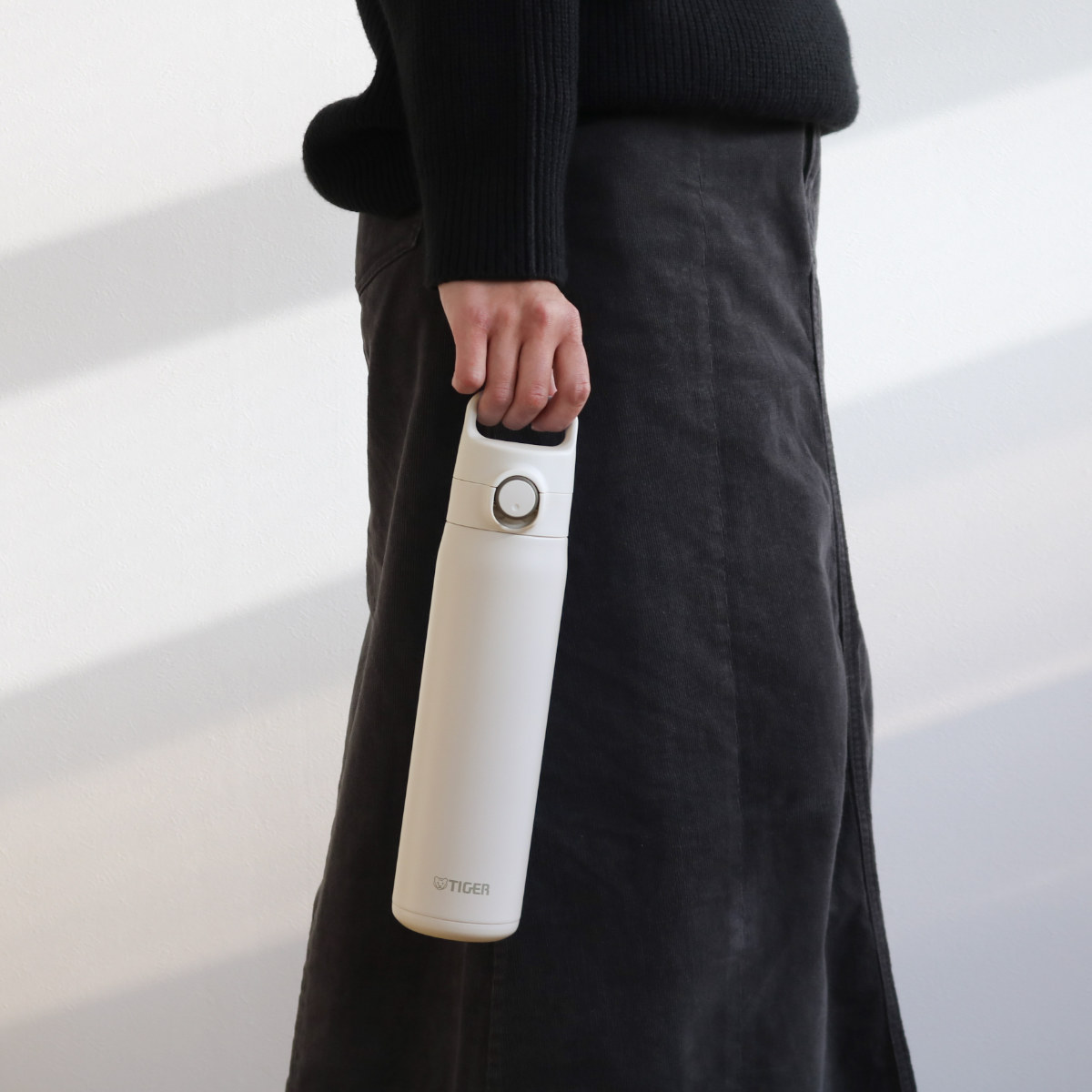 タイガー魔法瓶 タイガー 水筒 800ml 真空断熱ボトル ワンプッシュマグ