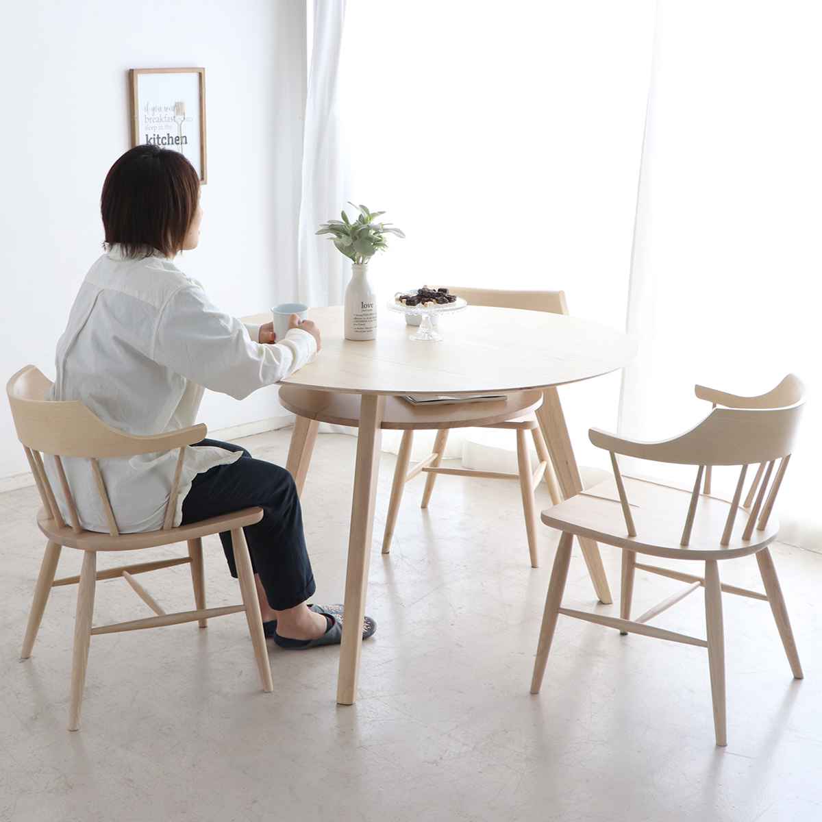 東馬（Tohma） ダイニングテーブル 丸テーブル 3人掛け 収納棚 天然木