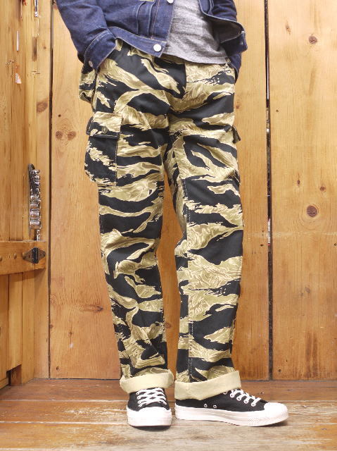 BUZZ RICKSON'S バズリクソンズ ゴールドタイガーカモフラージュパンツ