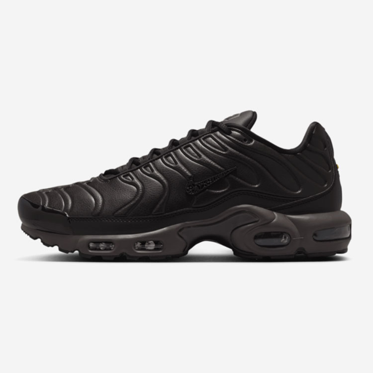NIKE（ナイキ） スニーカー AIR MAX PLUS PRM QS OLY エア マックス