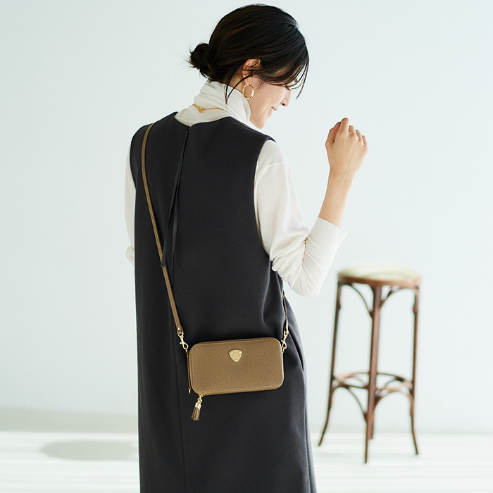 ATAO（アタオ） ATAO公式 アミュレット・ケリー アタオで一番売れてる